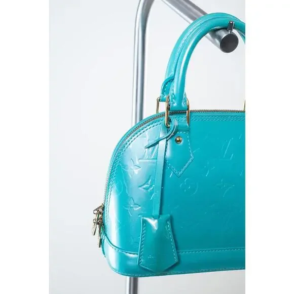 Louis Vuitton Green Vernis Alma BB Crossbody – Patent Leather - Picture 4 of 9